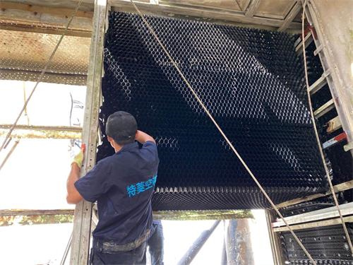 冷卻塔中優質風機和循環泵的重要性(冷卻塔風機作用)