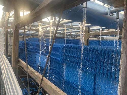 逆流閉式冷卻塔的循環(huán)水系統(tǒng),逆流式閉式冷卻塔