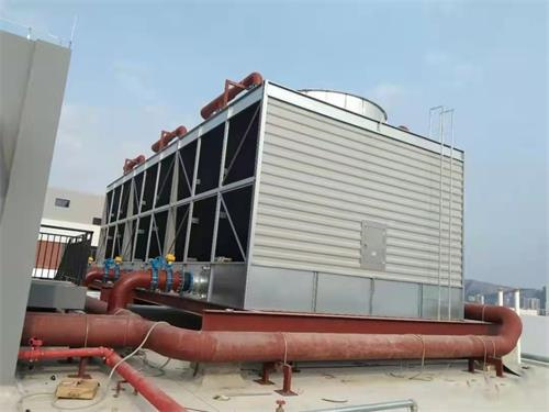 冷卻塔降噪的幾個(gè)常用措施,冷卻塔常用的降噪方式(冷卻塔隔音降噪)